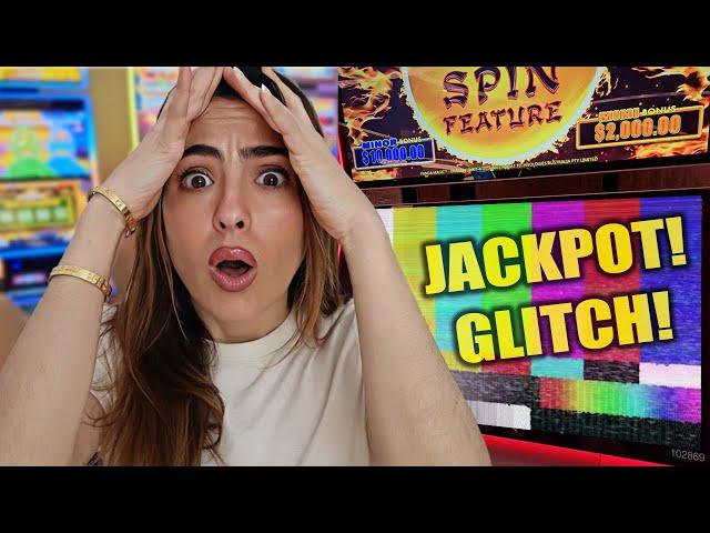 This SLOT MELTDOWN Leads To INSANE Jackpot! (Screen Glitch)