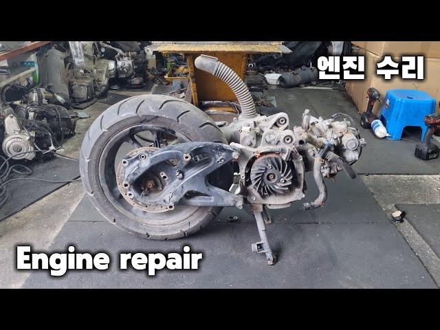 Yamaha NMAX 125 motorcycle engine repair - engine cylinder piston change