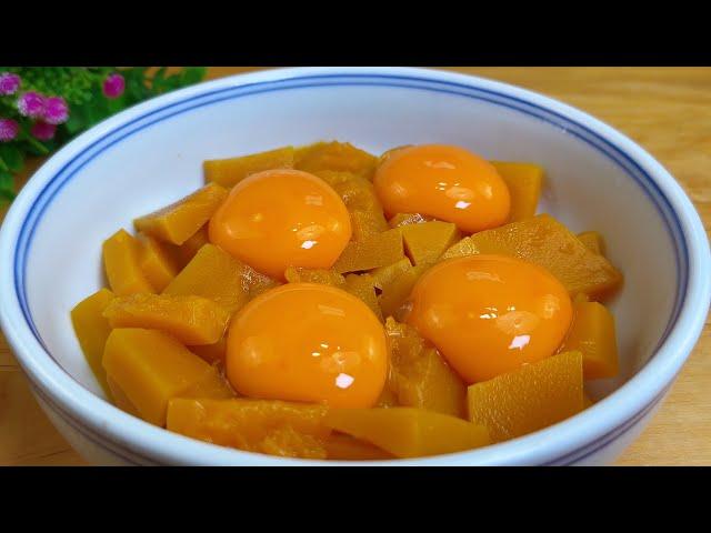 Pumpkin Baked Egg Cakes - A Nutritious & Delicious Breakfast Kids Can't Resist 南瓜烤蛋糕 - 孩子们都爱吃的营养美味早餐