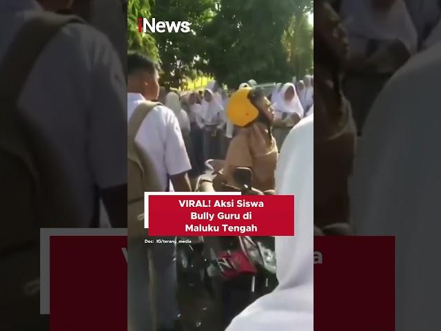 VIRAL! Aksi Siswa Bully Guru di Maluku Tengah