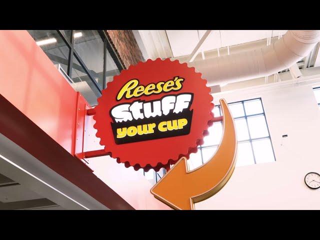 REESE'S Stuff Your Cup