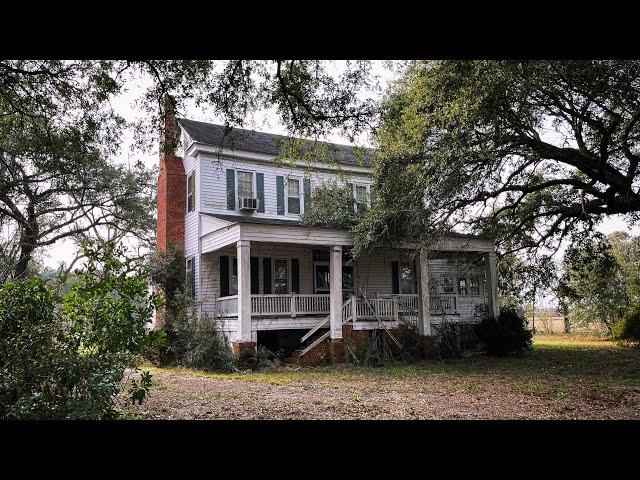 The Breathtaking Abandoned Fairy Tale Plantation House *Packed w/ Antiques Down South in Alabama