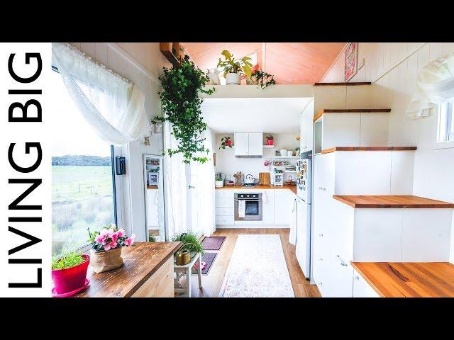 Woman's Dream Tiny House Even Has A Walk-In Wardrobe