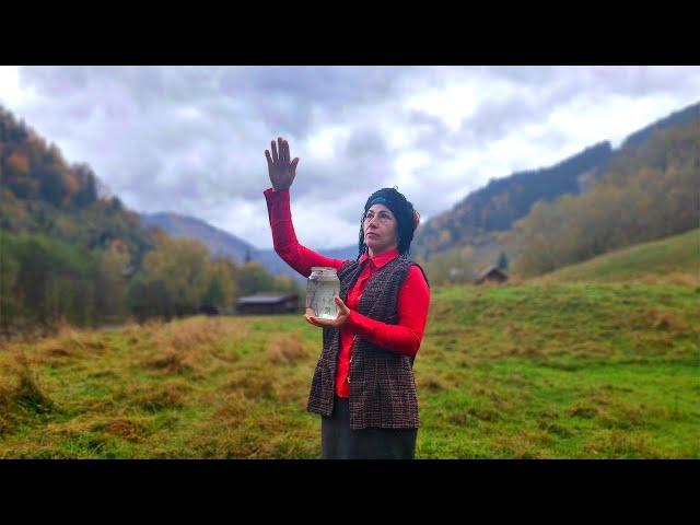 Mountain Woman Predicts the Future Using Ancient Carpathian Rituals!