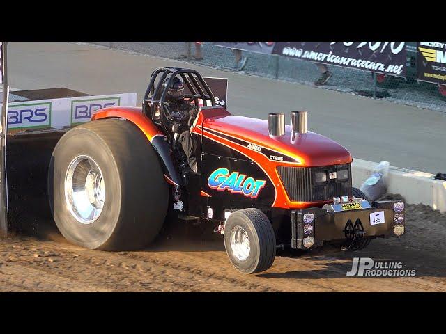 Tractor Pulling 2022: Unlimited Super Stock Tractors pulling at Summit Motorsports Park - Thursday