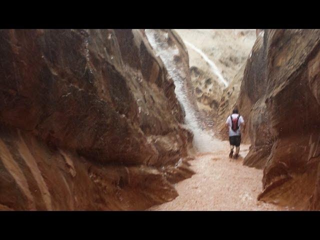 Flash Flood Caught on Camera! Little Wild Horse Slot Canyon