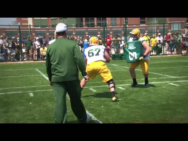 Green Bay Packers punch, punch run by drill: Offensive line