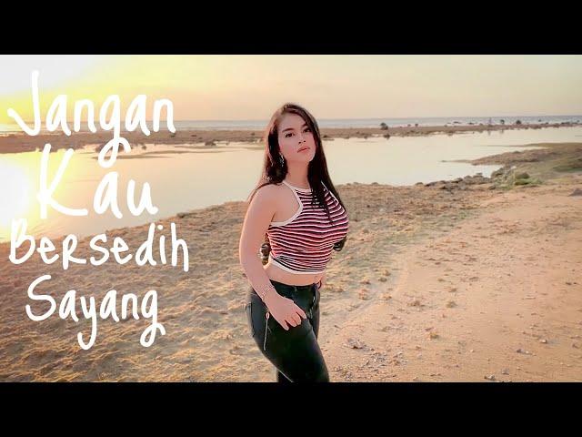 Gita Youbi - Jangan Kau Bersedih Sayang (Official Music Video)
