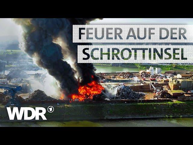 Hunderte Tonnen Schrott in Vollbrand: Großeinsatz im Hafen | S08/E02 | Feuer & Flamme | WDR