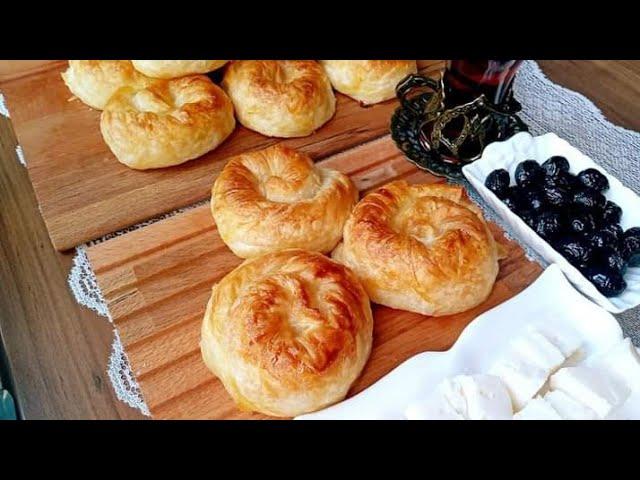 Boyoz patties with ready crusts