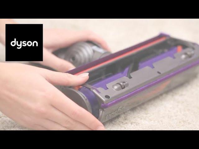 How to reset your Dyson Cyclone V10™ cordless vacuum's cleaner head