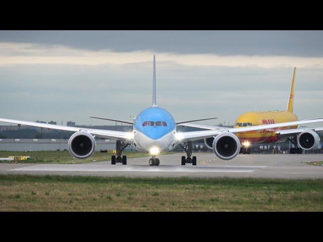  (4K) AMAZING NEOS Dreamliner in the morning Boeing 787-9 EI-NEO take off to Milan (MXP)