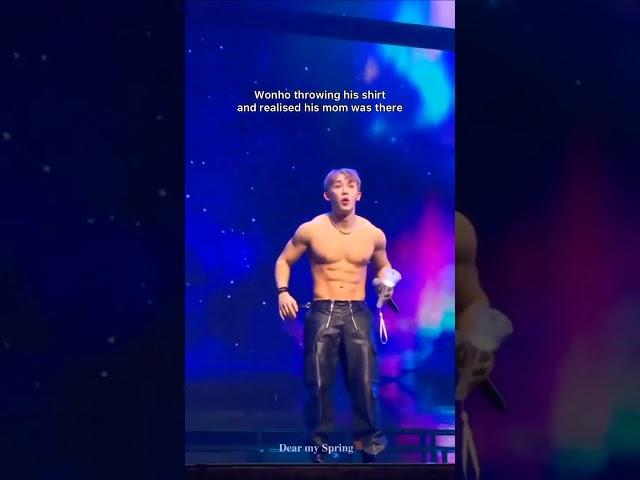 Shirtless Wonho realizing that his MOM is in audience  #kpop #monstax#wonho #kpopedit #idol #korea