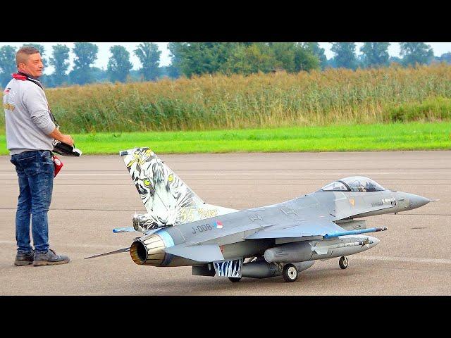 GIANT RC F-16 FALCON SUPER SCALE TURBINE JET FLIGHT DEMONSTRATION