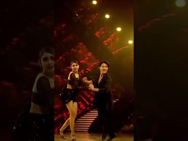 NitiTaylor and AkashThapa amazing performance on ramta jogi