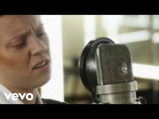 La Roux - Bulletproof (Abbey Road Sessions)