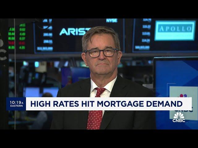 Mortgage demand pulls back as rates rise