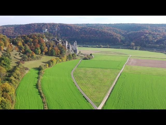 Der Burgsteinfelsen im Herbst