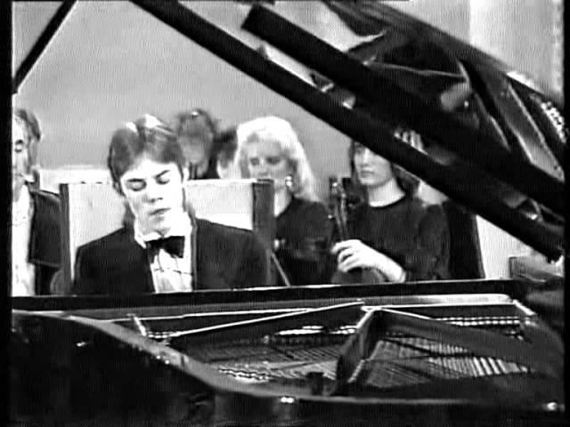 Rachmaninov Concerto №2,part 1 Alexander Chernov(piano)