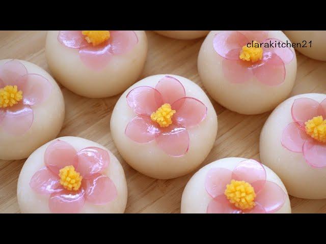 冰皮月饼燕菜花朵 Snowskin Mooncake with Jelly Flower  焦糖奶黄馅 | Salted Caramel Custard Filling