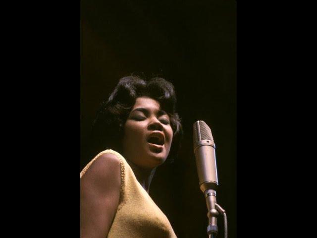 NANCY WILSON "SOPHISTICATED LADY" (Duke Ellington) BEST HD QUALITY