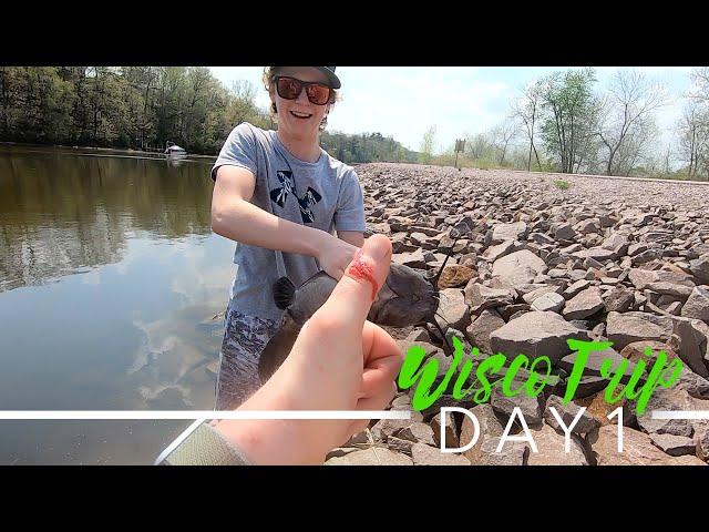 FISHING THE FOX RIVER IN WISCONSIN "DON'T LIP A CATFISH" - Wisco Trip Day 1