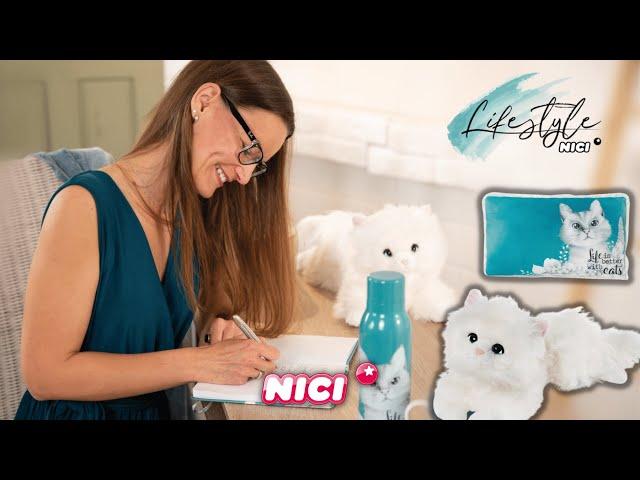 Life is better with cats - die neue Lifestyle Serie um Katze Meowlina setzt neue Maßstäbe! (TREND)