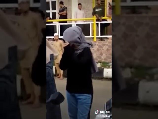 miftahul husna artis tiktok viral terciduk mesum di mobil