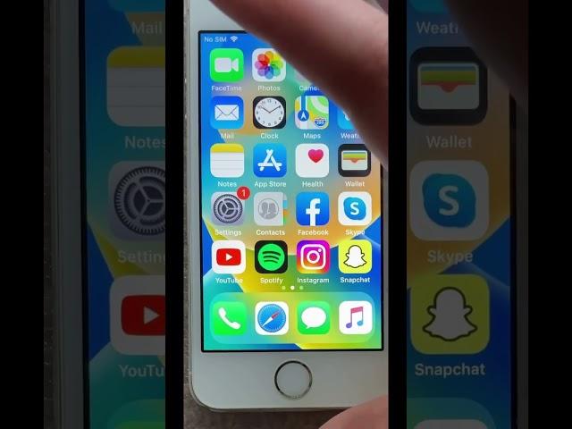 iPhone 5s jailbroken and hacked to have iPhone XS gestures #iphone #iphone5s #smartphone #cydia