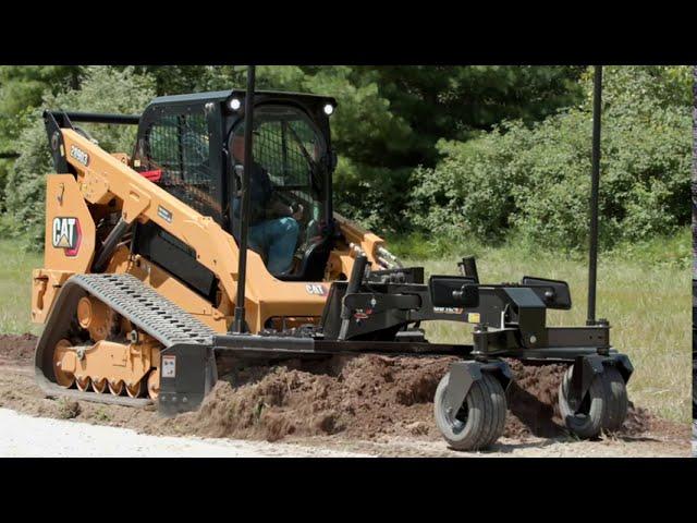 Cat® Smart Grader Blade at Work