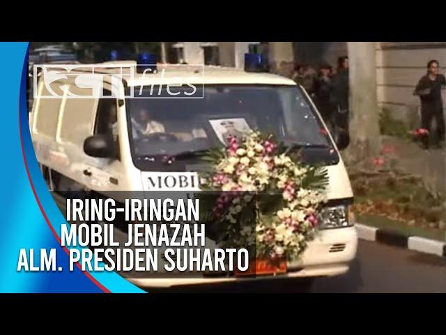 IRING-IRINGAN MOBIL JENAZAH ALM PRESIDEN SOEHARTO 2008