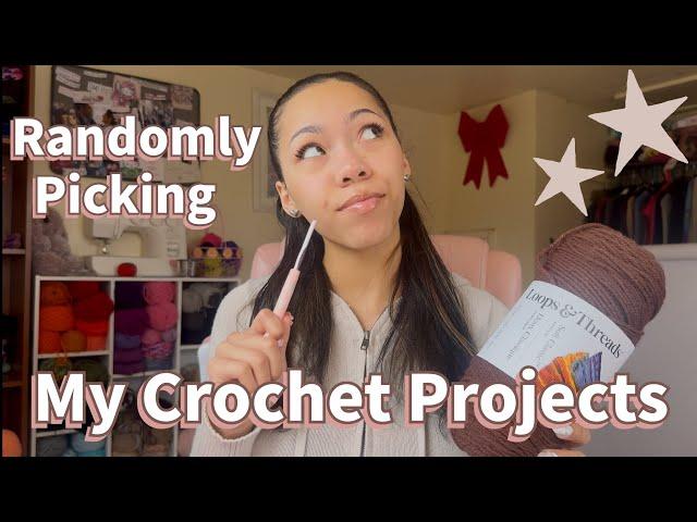 Randomly Picking My Crochet Projects