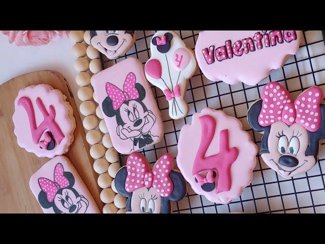 Como decore  estas galletas  de Minnie Mouse y los materiales que utilice