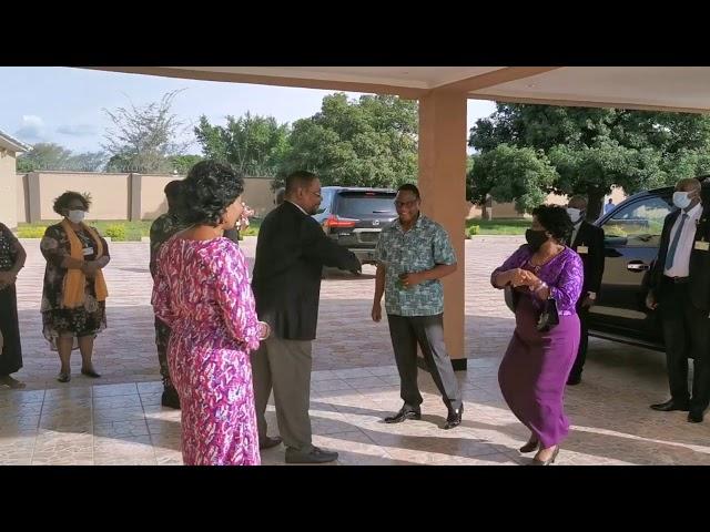 Malawi President Dr. Lazarus Chakwera visits former President, Prof Peter Mutharika