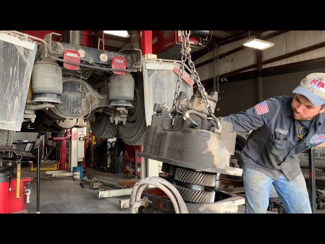 A Day In The Life Of A Dying Breed (Diesel Mechanic) (Ep 2)