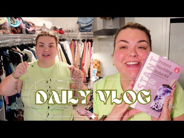 HUGE CLOSET ORGANIZATION HACKS + BOBA FROM HOMEGOODS ?? *daily vlog*