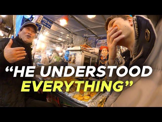 Koreans REACT to White Guy Speaking Fluent Korean at a Street Market in Korea