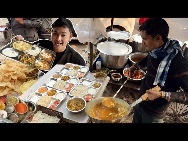 UNILIMITED MAKANANSATU PIRING BESAR BANYAK LAUKNYA AUTO PUAS!PENJUALNYA SAMPE SIBUK NUANG”IN LAUK