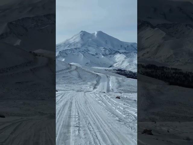 Кабардино-Балкария.Дорога на Джылы-суу. Эльбрус во всей своей красе,,,