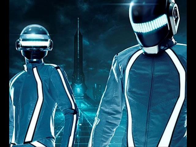 Daft Punk-Derezzed (Complete Version)