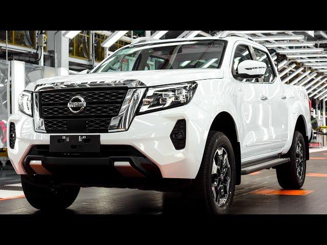 2023 Nissan Frontier - Mid-Size Pickup Truck  Interior Features