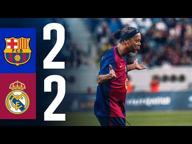 HIGHLIGHTS | BARÇA LEGENDS 2 vs 2 REAL MADRID LEGENDS | EL CLÁSICO | THE RONALDINHO SHOW 