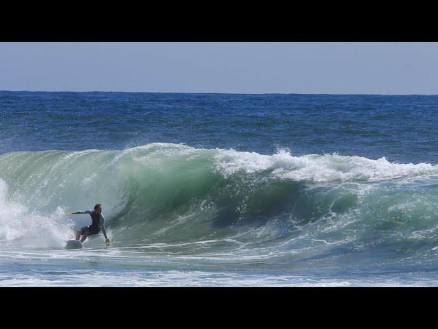 Surfing the Pointbreaks of El Salvador