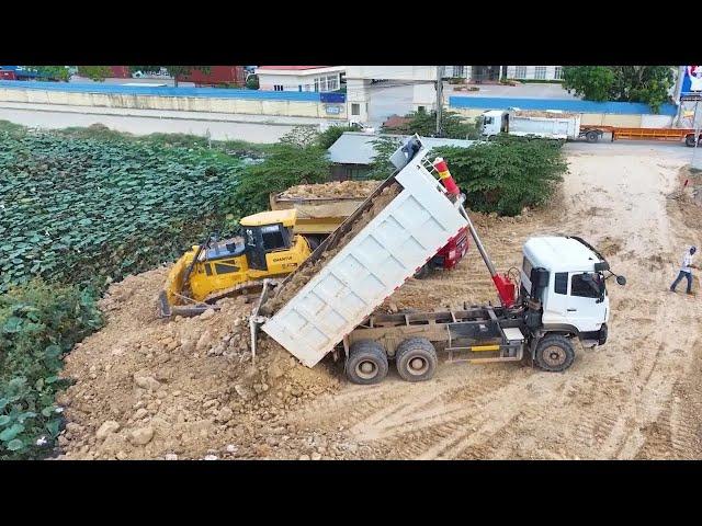 Incredible Scene: SHACMAN 25-Ton Trucks Delivering While SHANTUI Dozer Moves Soil in the Lake