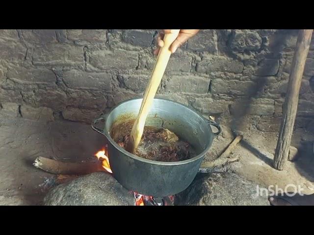 cooking  pilau for  my family in easter season  (delicious )@african village apese// village life