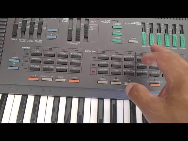 Yamaha PortaSound PSS-460 Electronic Keyboard Working Demo