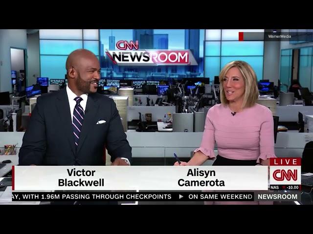 'CNN Newsroom' celebrates being back on set