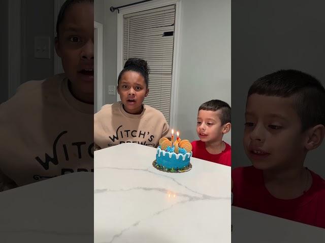 Javi's Birthday Bash Gone Wrong  #shortsfeed #funny #birthdaycake #family #shortvideo #short