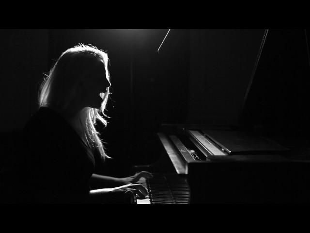 Stephanie Mabey - I Still Taste Fire (Live)