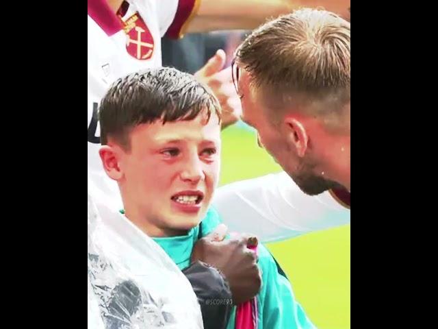 Ball Boys Respect Moments ️